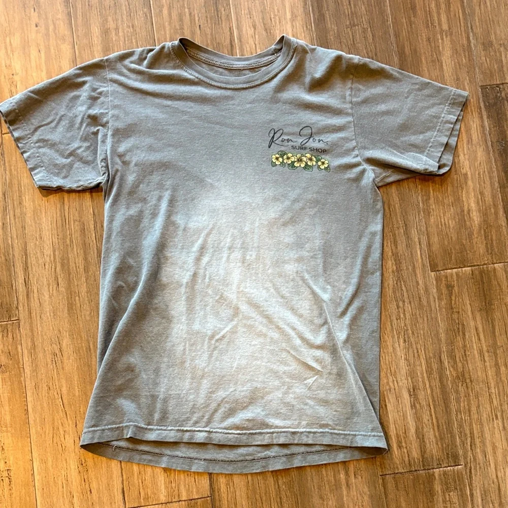 Ron Jon Surf Shop LBI Gray Short Sleeve Tee size Small